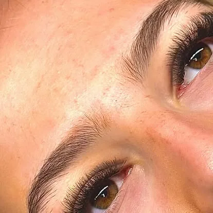 Brows on point