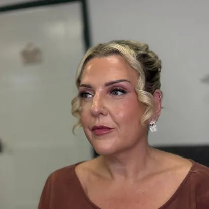 Bridal hair & makeup